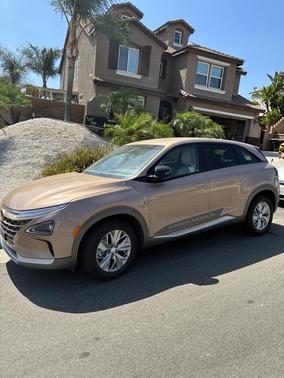 Gold 2021 Hyundai NEXO Blue