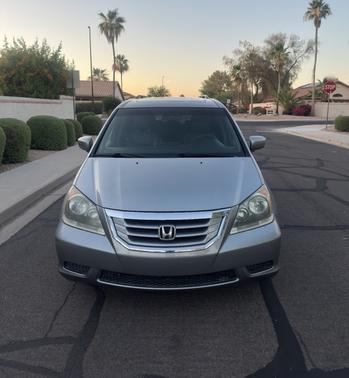 Gray 2009 Honda Odyssey EX-L