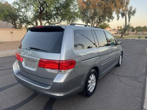 Gray 2009 Honda Odyssey EX-L