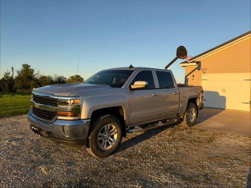Silver 2018 Chevrolet Silverado 1500 1LT
