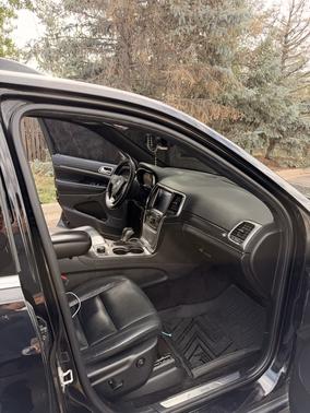 Black 2018 Jeep Grand Cherokee Limited