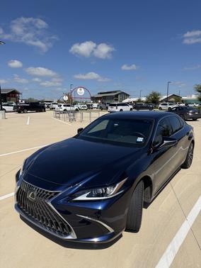 Blue 2022 Lexus ES 350 Base