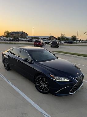 Blue 2022 Lexus ES 350 Base