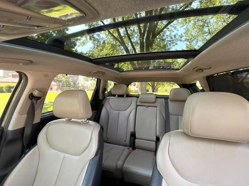 Beige 2020 Hyundai SANTA FE SEL 2.4