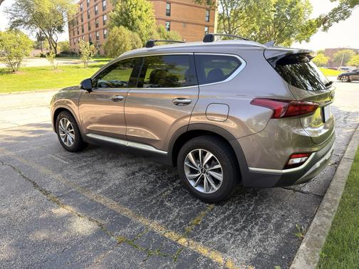 Beige 2020 Hyundai SANTA FE SEL 2.4