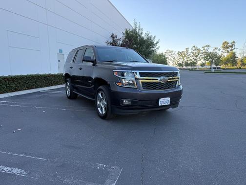 Gray 2017 Chevrolet Tahoe LT