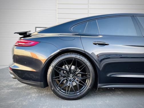 2017 Porsche Panamera Panamera 4S