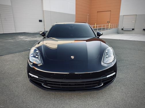 2017 Porsche Panamera 4S