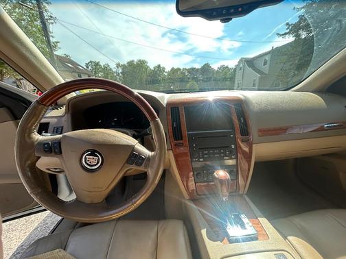 White 2006 Cadillac STS V6