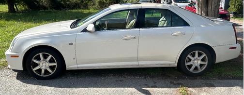 White 2006 Cadillac STS V6