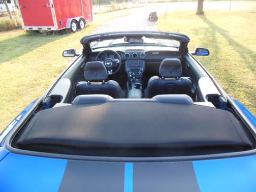 2017 Ford Mustang V6