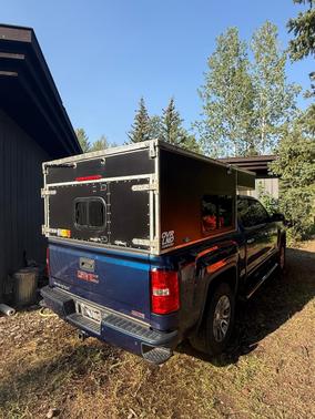 Blue 2015 GMC Sierra 1500 SLT