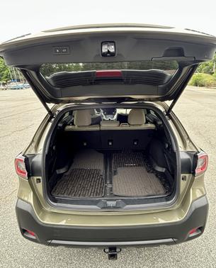 Green 2024 Subaru Outback Premium