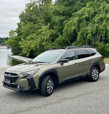 Green 2024 Subaru Outback Premium