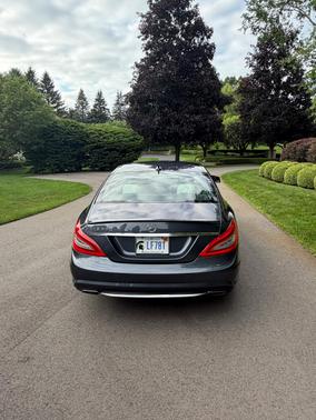 Gray 2012 Mercedes-Benz CLS-Class CLS 550