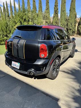 Black 2014 MINI Countryman Cooper S