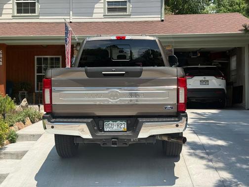 Gray 2020 Ford F-250 King Ranch