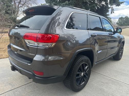 2017 Jeep Grand Cherokee Laredo