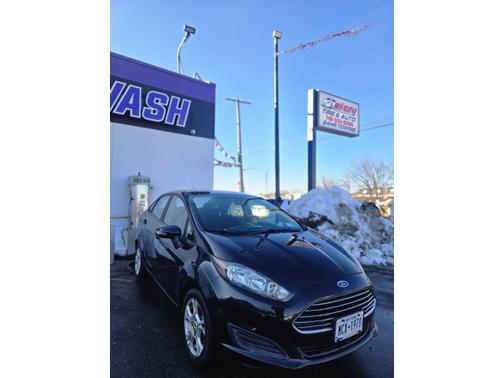 2015 Ford Fiesta SE