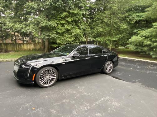 Photo 1 of 4 of 2020 Cadillac CT6-V 4.2L Blackwing Twin Turbo