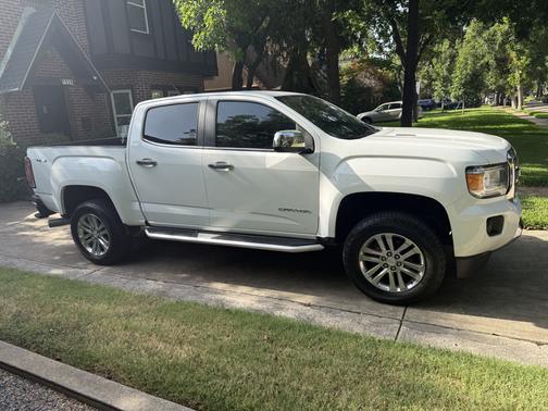 White 2016 GMC Canyon SLT