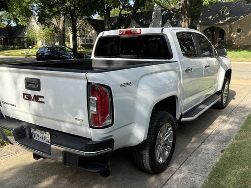 White 2016 GMC Canyon SLT