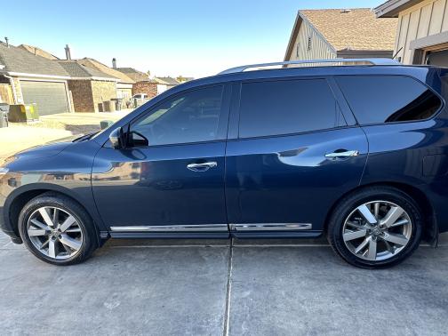 2015 Nissan Pathfinder Platinum