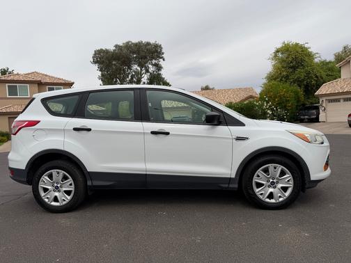 White 2014 Ford Escape S