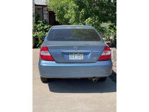 2004 Toyota Camry LE V6