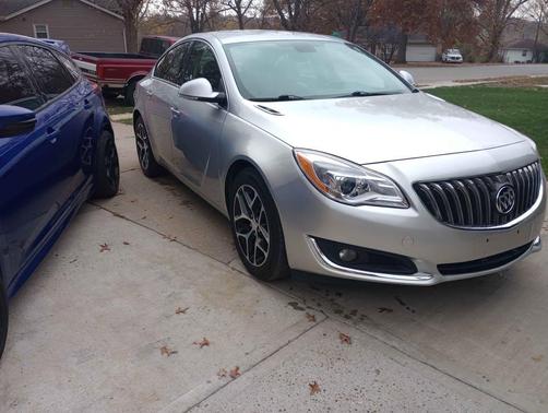 2017 Buick Regal Turbo Sport Touring