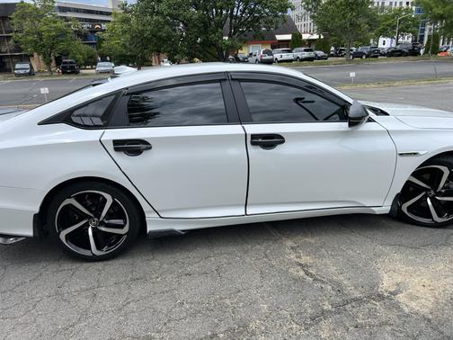 White 2019 Honda Accord Sport 2.0T