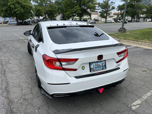 White 2019 Honda Accord Sport 2.0T