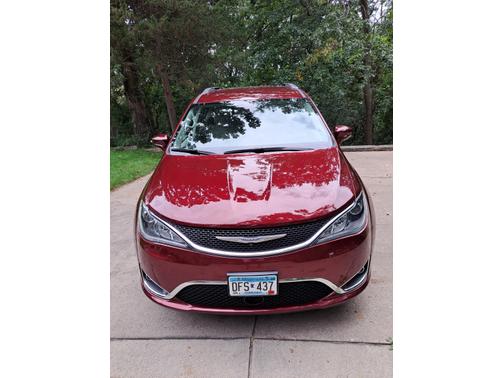 2018 Chrysler Pacifica Touring-L