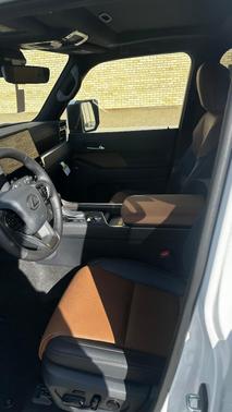 White 2025 Lexus GX 550 Luxury+