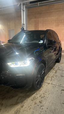 Black 2021 BMW X5 M50i