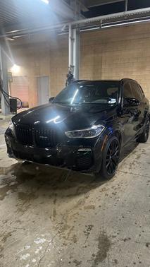Black 2021 BMW X5 M50i