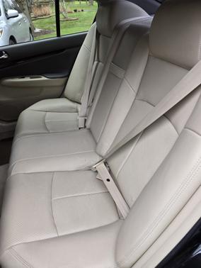 2012 INFINITI G37 x