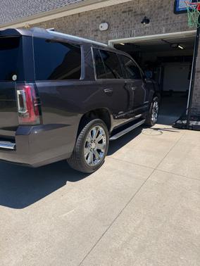 Gray 2016 GMC Yukon Denali