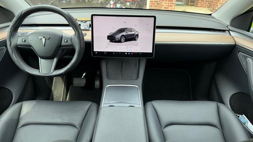 2023 Tesla Model Y RWD