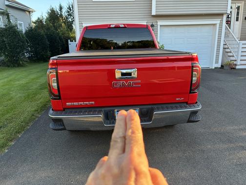 Red 2017 GMC Sierra 1500 SLT
