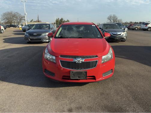 Red 2014 Chevrolet Cruze 1LT