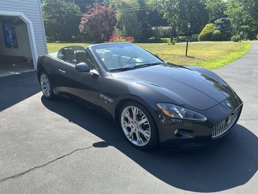 2013 Maserati GranTurismo Base
