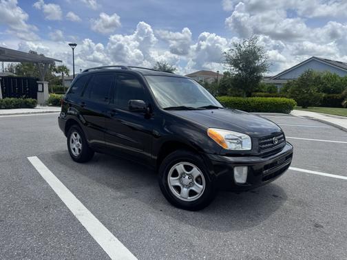 2003 Toyota RAV4 Base