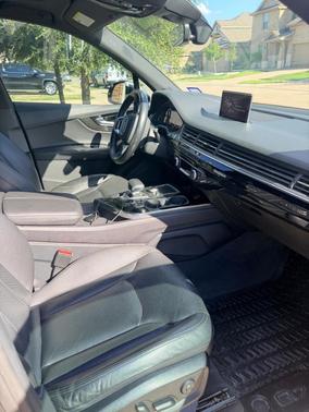 Gray 2018 Audi Q7 3.0T Prestige