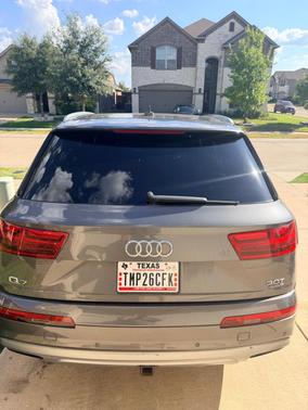 Gray 2018 Audi Q7 3.0T Prestige