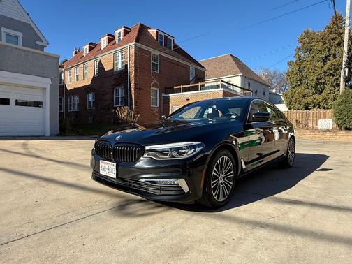 2017 BMW 540 i xDrive