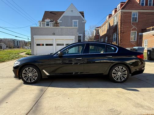 2017 BMW 540 i xDrive