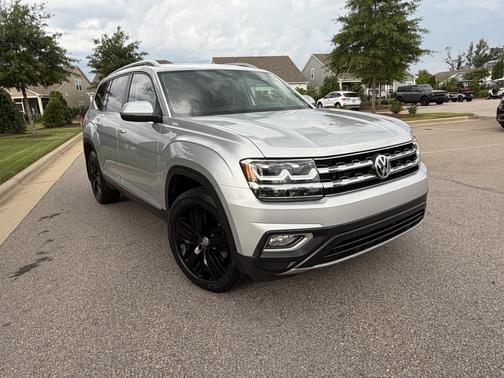 Silver 2019 Volkswagen Atlas 3.6L SEL