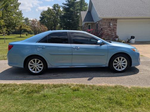 2014 Toyota Camry Hybrid XLE
