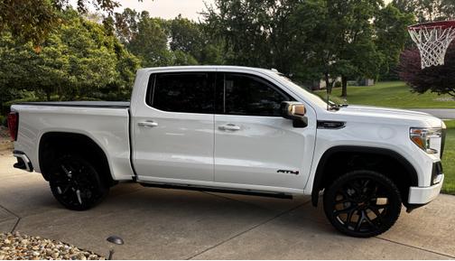 2020 GMC Sierra 1500 AT4
